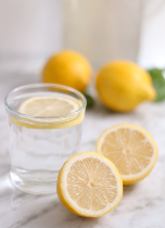 Linfomi e alimentazione 2 Acqua e limone